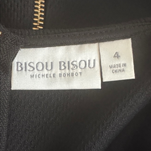 Bisou Bisou Black Asymmetrical Dress Mini Sheath Work Party Sz 4 Textured V Neck - Picture 4 of 6